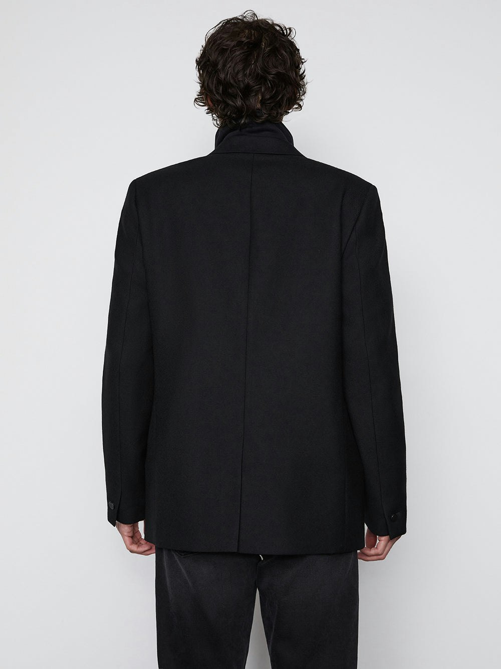jacket back view alt:fit2